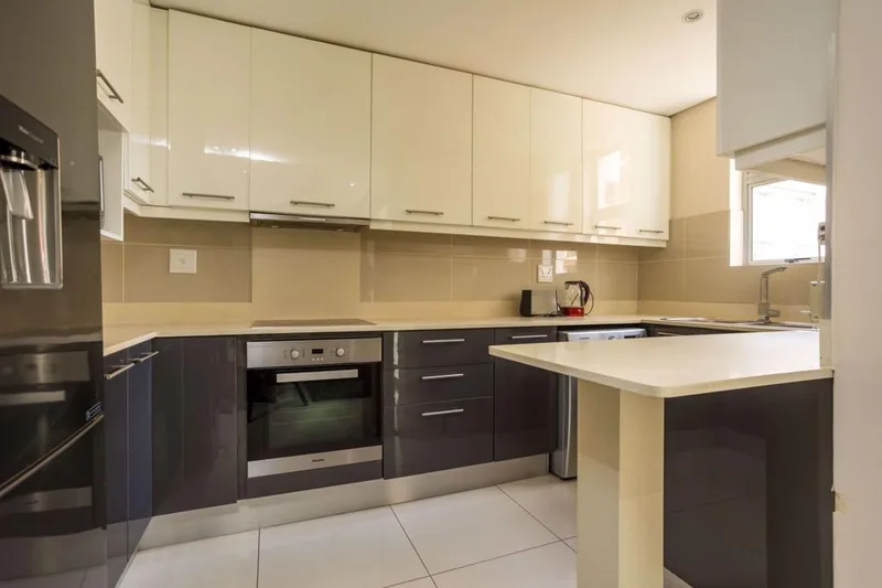 1 Bedroom Apartment / flat to rent in New Town Centre