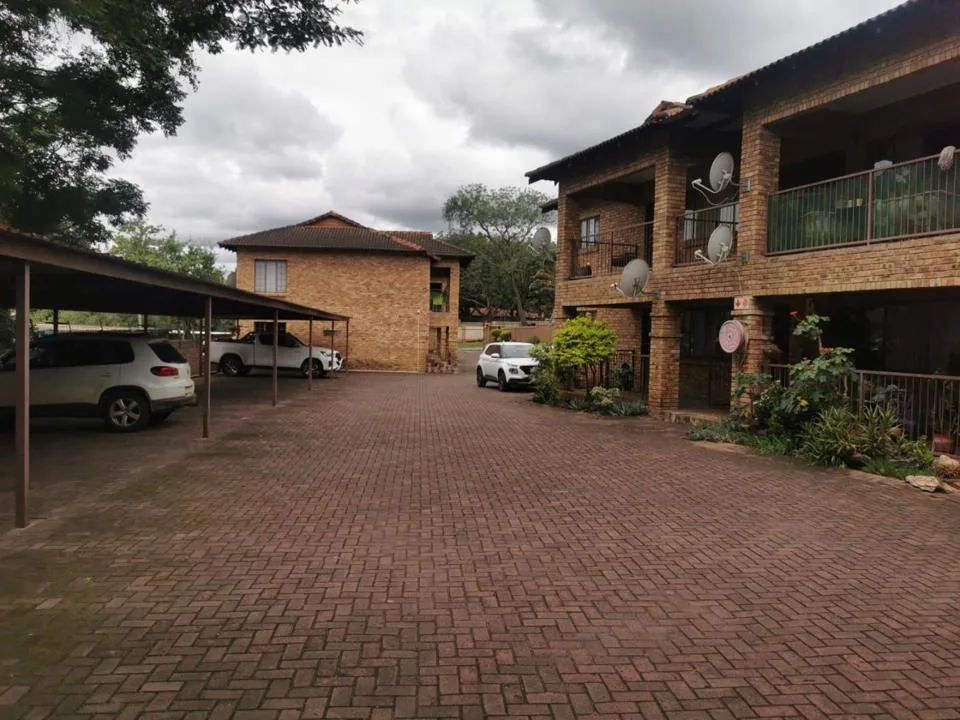 2 Bedroom Apartment / flat for sale in West Acres