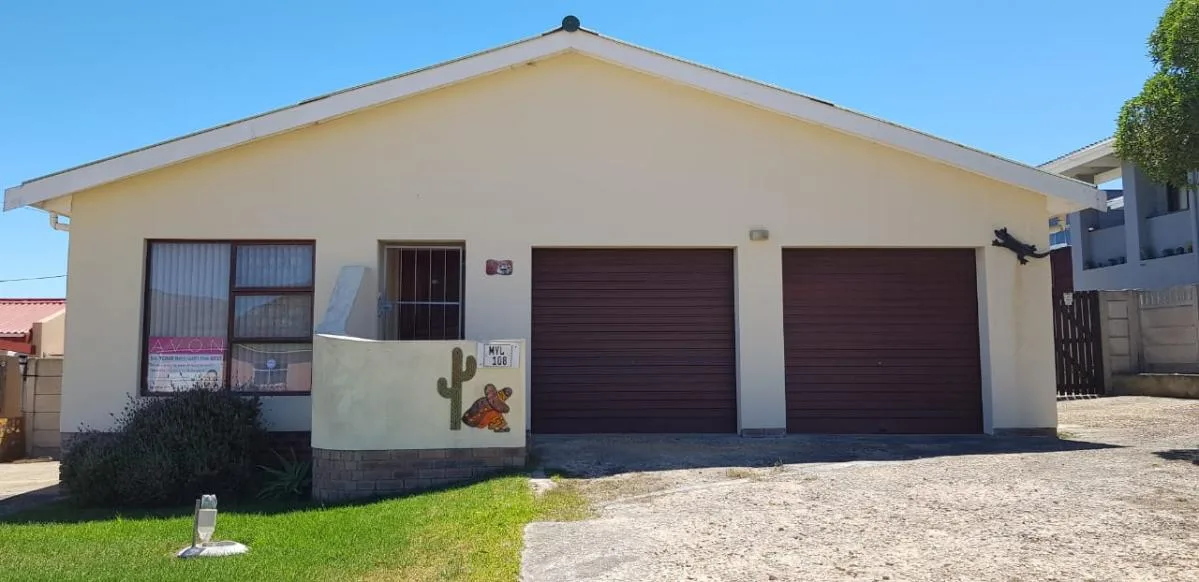 3 Bedroom House for sale in De Kelders