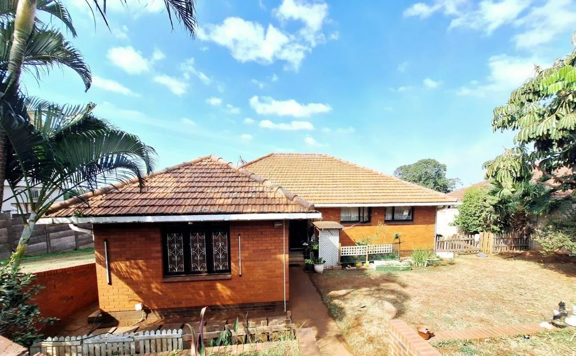 3 Bedroom House for sale in Glenmore