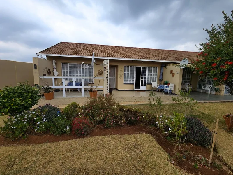 1 Bedroom Townhouse in Randpoort