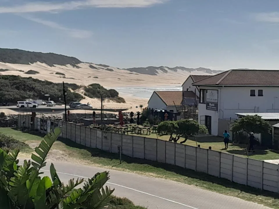 2 Bedroom Townhouse to rent in West Beach