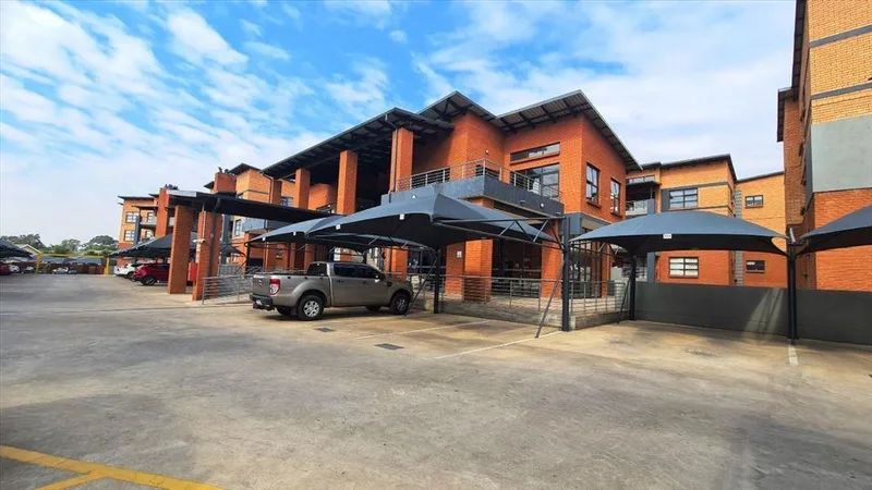 2 Bedroom Townhouse for sale in Eveleigh