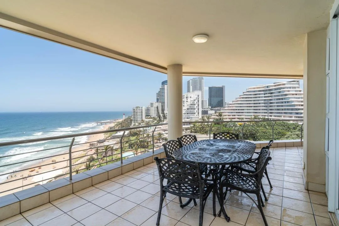 3 Bedroom Apartment / flat for sale in Umhlanga Central