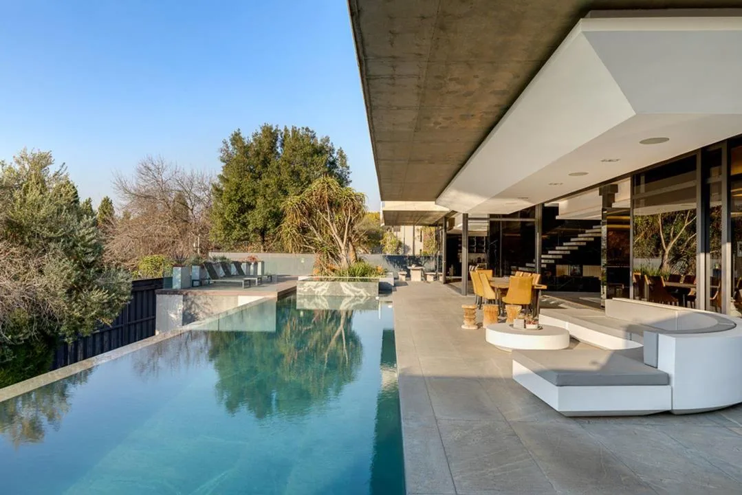 4 Bedroom House for sale in Bryanston