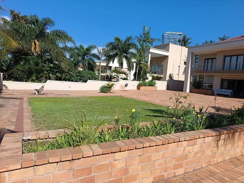 4 Bedroom House for sale in Umhlanga Central