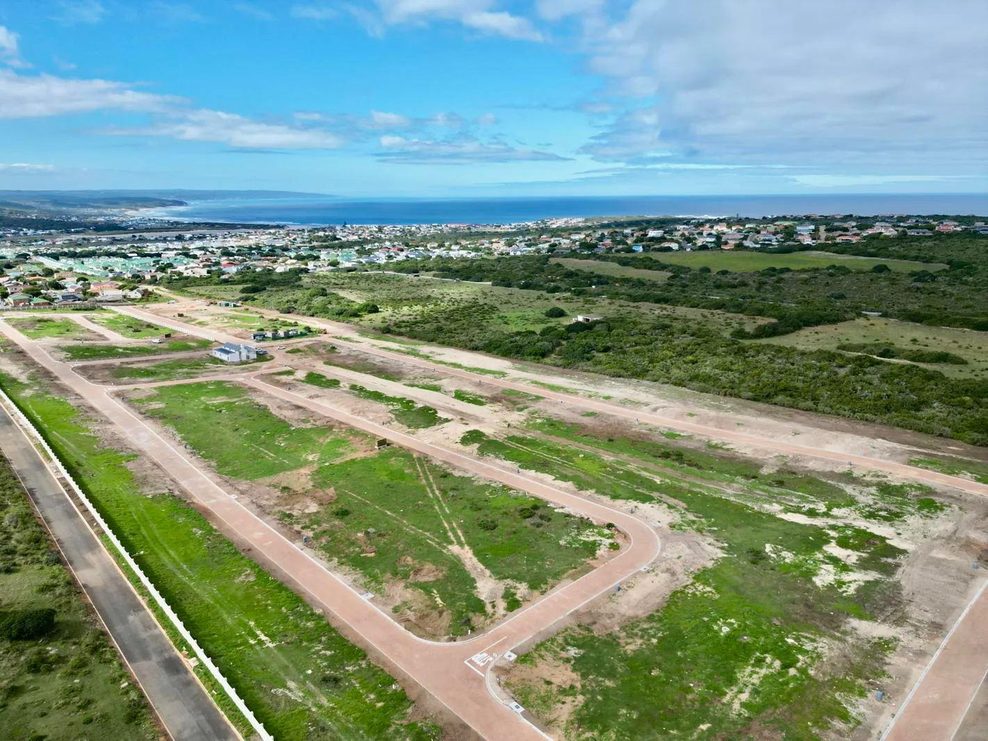 374 m² Land available in Stilbaai Wes