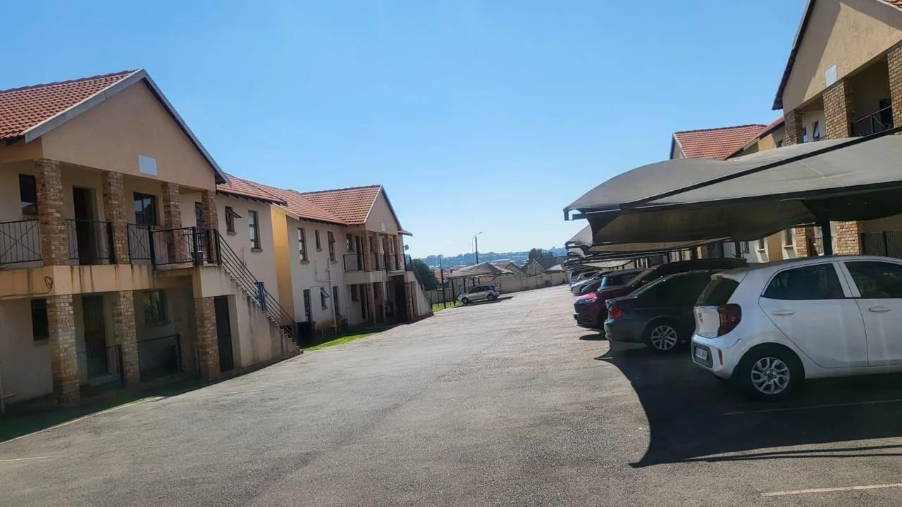 2 Bedroom Apartment / flat for sale in Groblerpark