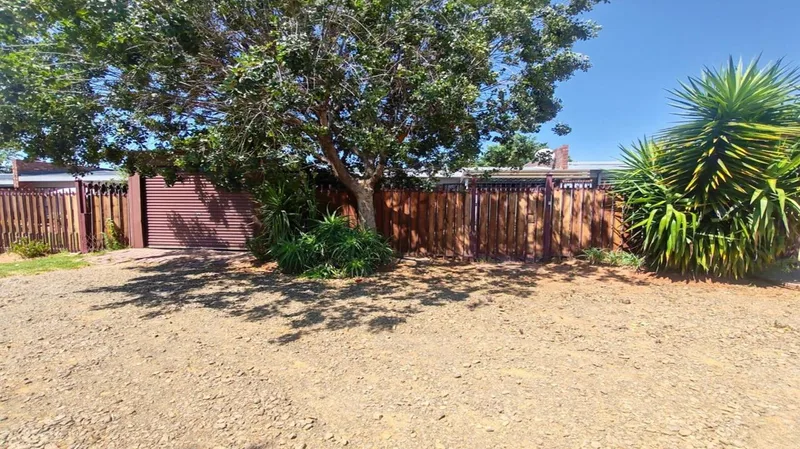 2 Bedroom Townhouse for sale in Pellissier
