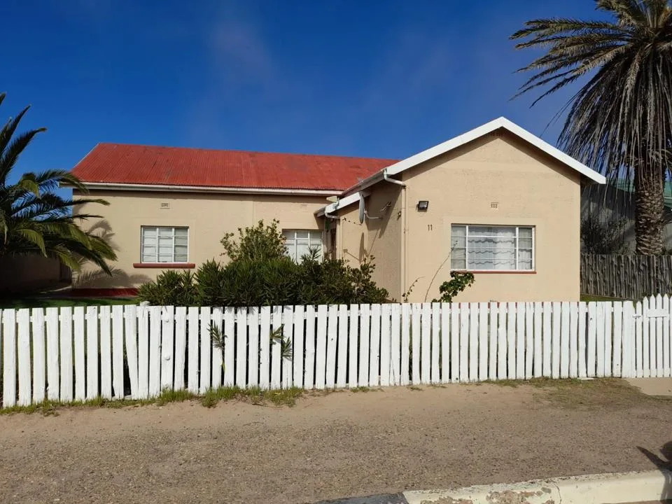 4 Bedroom House for sale in Kleinsee