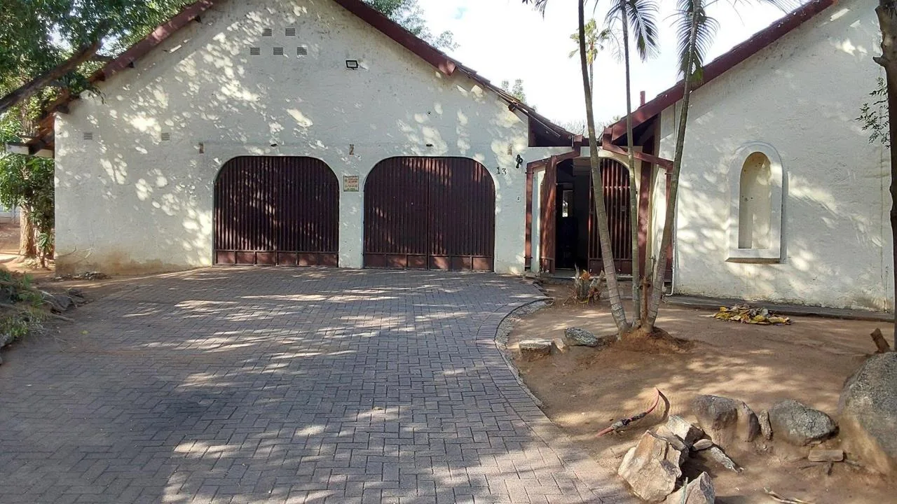 4 Bedroom House for sale in Phalaborwa