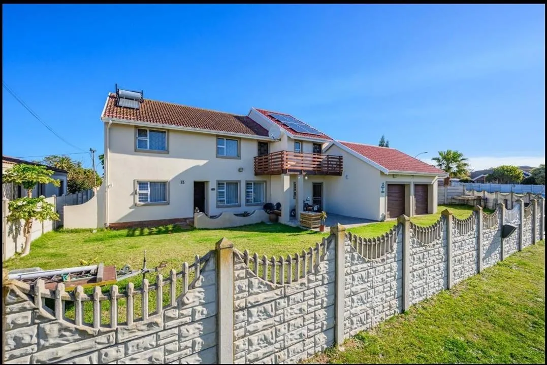 3 Bedroom House to rent in Aston Bay