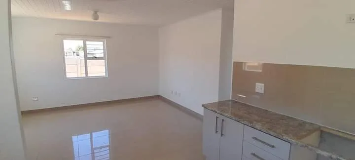3 Bedroom House in Groenheuwel