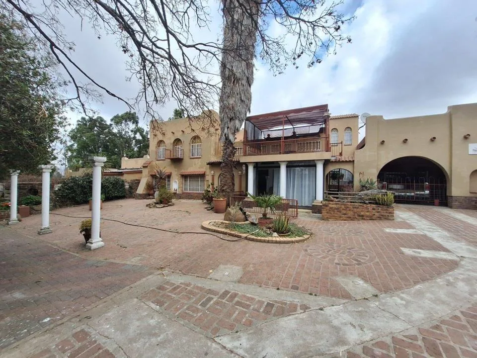 5 Bedroom House for sale in Bethal