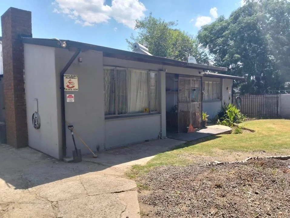 4 Bedroom House for sale in Sasolburg Ext 12