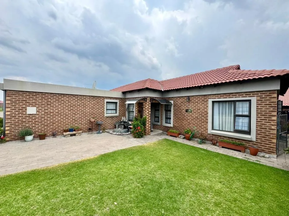 2 Bedroom Apartment / flat for sale in Terra Nova