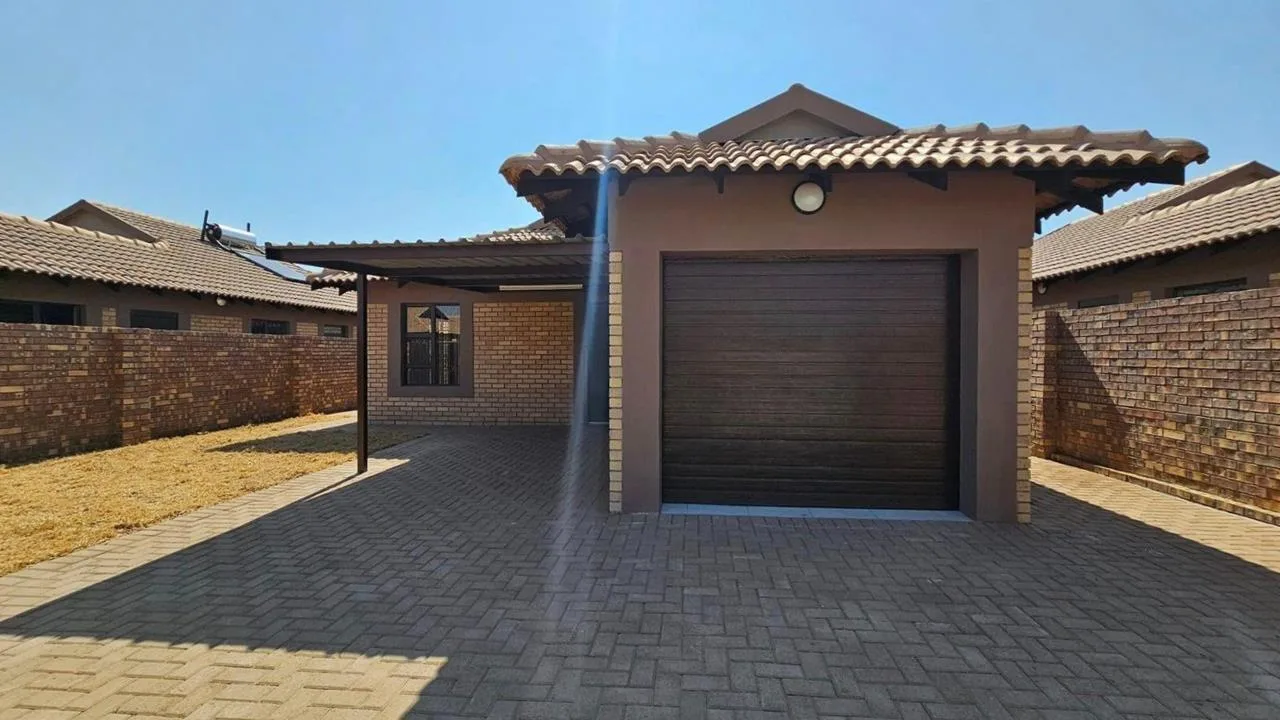 2 Bedroom House to rent in Secunda