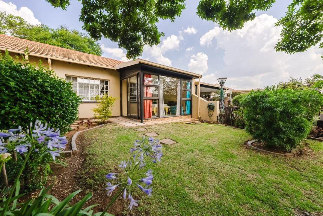 1 Bedroom Townhouse for sale in Glenvista