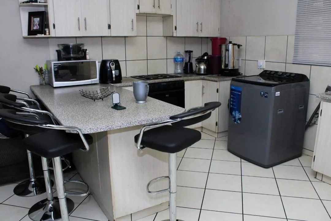 2 Bedroom Townhouse for sale in Ermelo