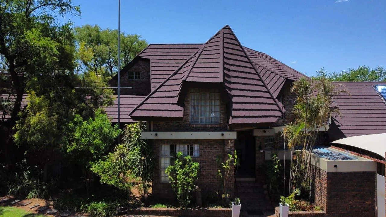 6 Bedroom House for sale in Marble Hall