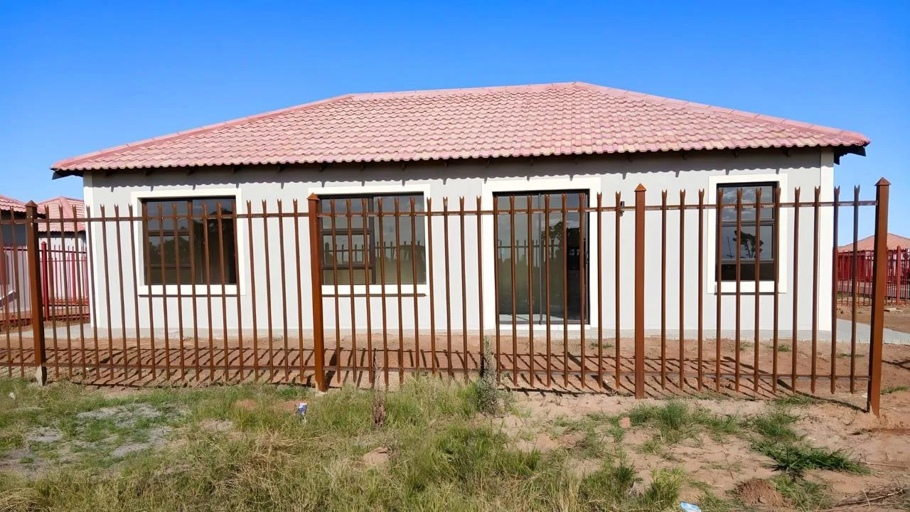 3 Bedroom House for sale in Grasslands