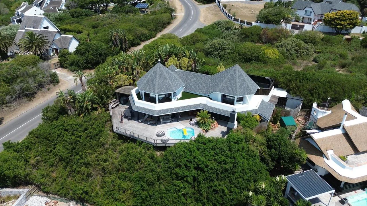 4 Bedroom House to rent in St Francis Bay Village