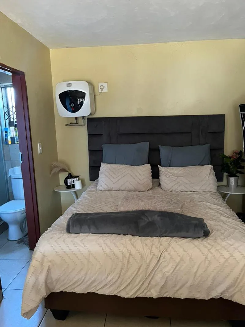 Studio Apartment in Olifantsfontein