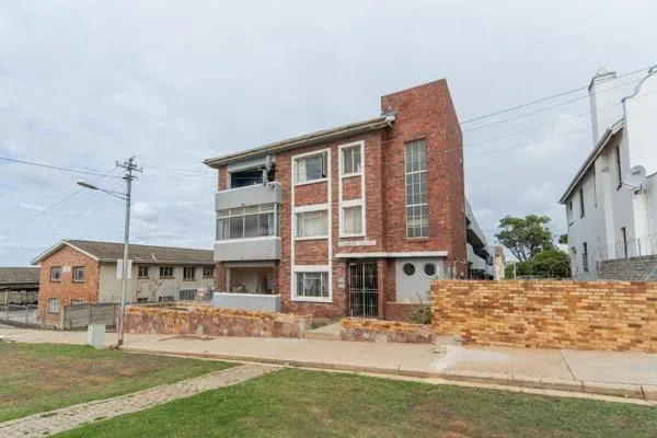 2 Bedroom Apartment / flat for sale in Sydenham