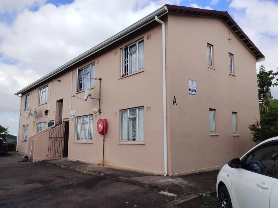2 Bedroom Apartment / flat for sale in Shallcross