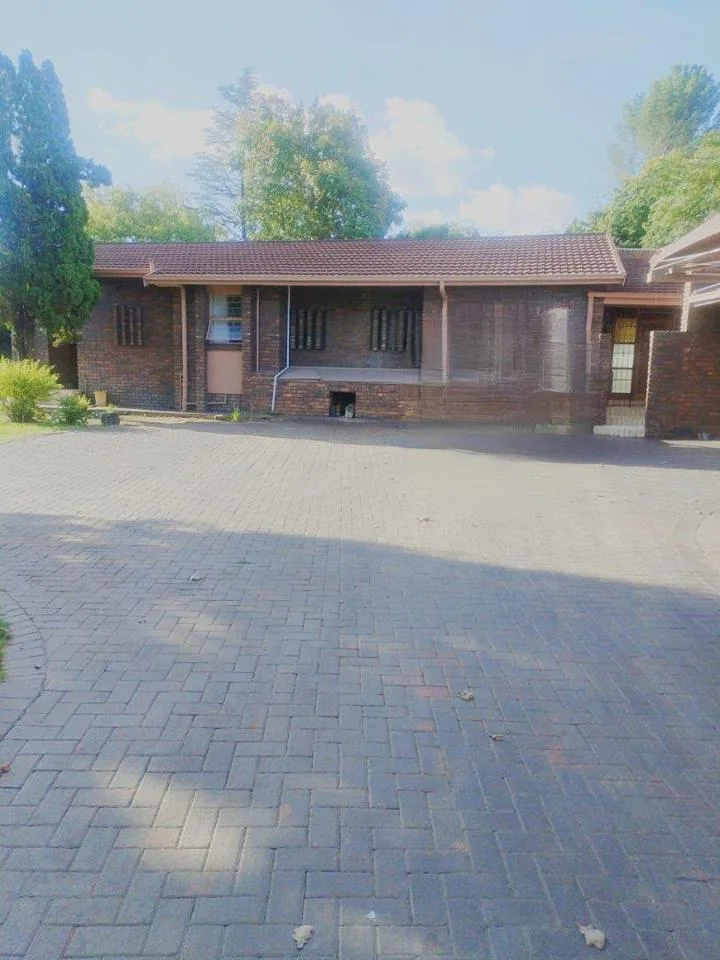 4 Bedroom House for sale in Bedworth Park