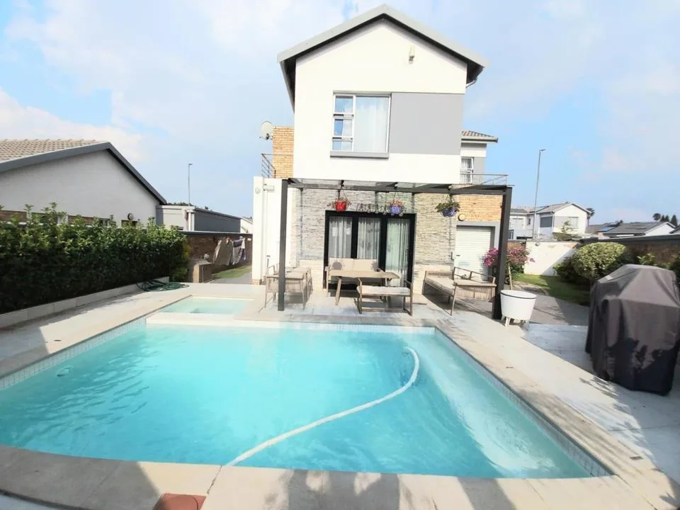 3 Bedroom House for sale in Roseacre