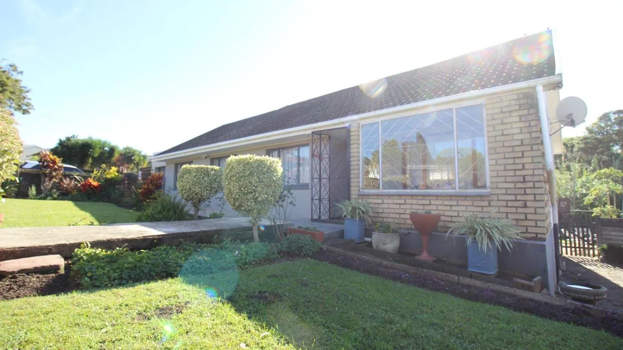 5 Bedroom House for sale in Saxilby
