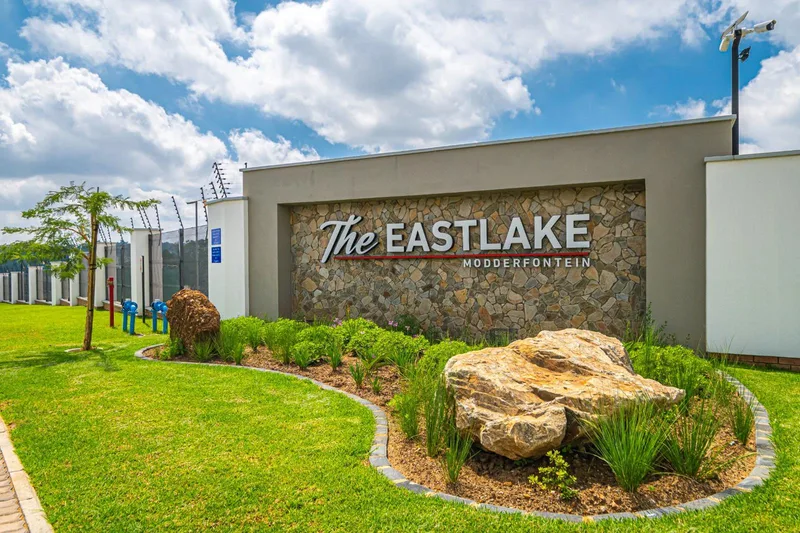 2 Bedroom Apartment in Modderfontein