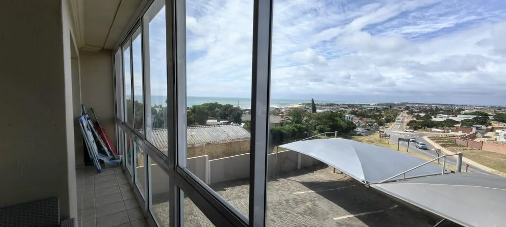 2 Bedroom Apartment / flat to rent in Jeffreys Bay Central