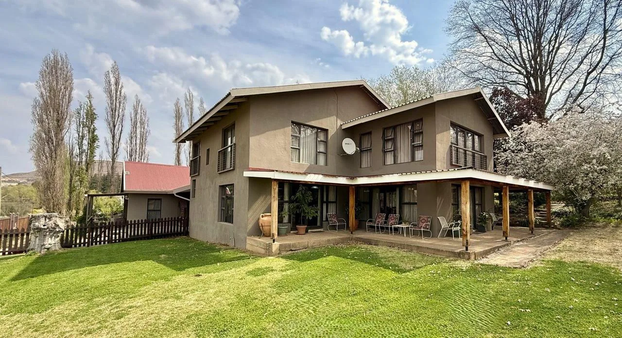 5 Bedroom House for sale in Clarens