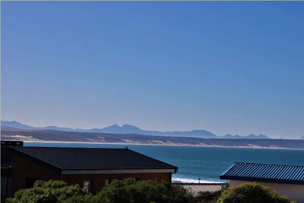 584 m² Land available in Vlees Bay