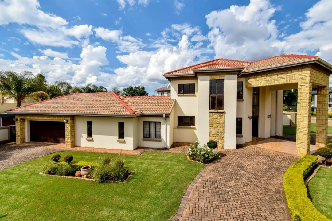 4 Bedroom House for sale in Zambezi Country Estate