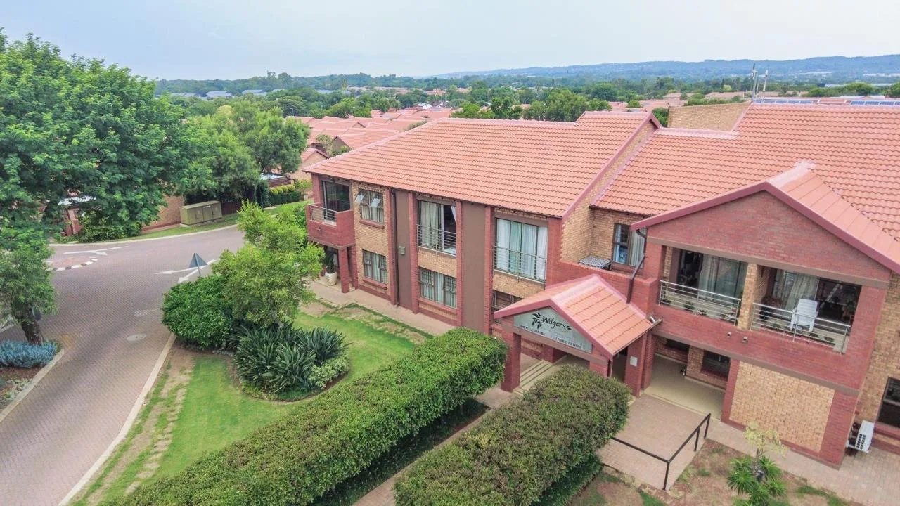1 Bedroom Apartment / flat for sale in Willow Park Manor