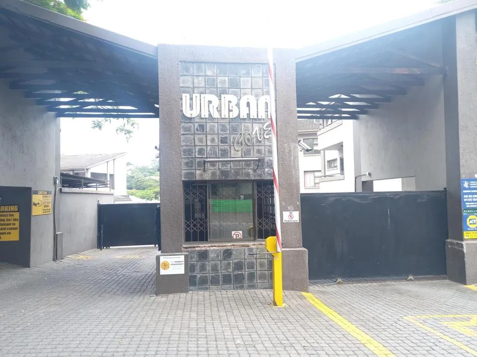 2 Bedroom Apartment / flat for sale in Sonheuwel