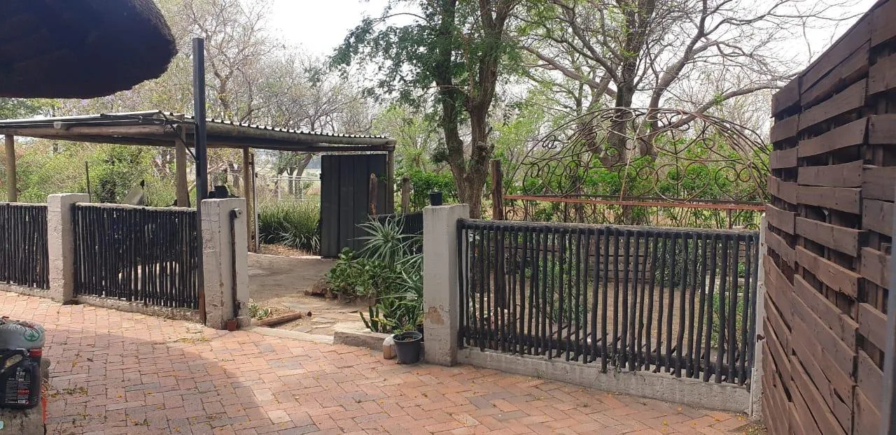 1 Bedroom House to rent in Riverside View