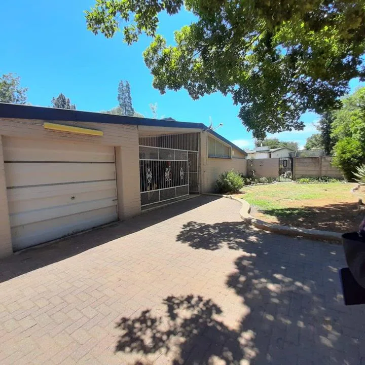 3 Bedroom House for sale in Sasolburg Ext 15