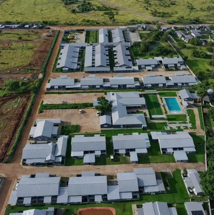 2 Bedroom House for sale in Syferfontein