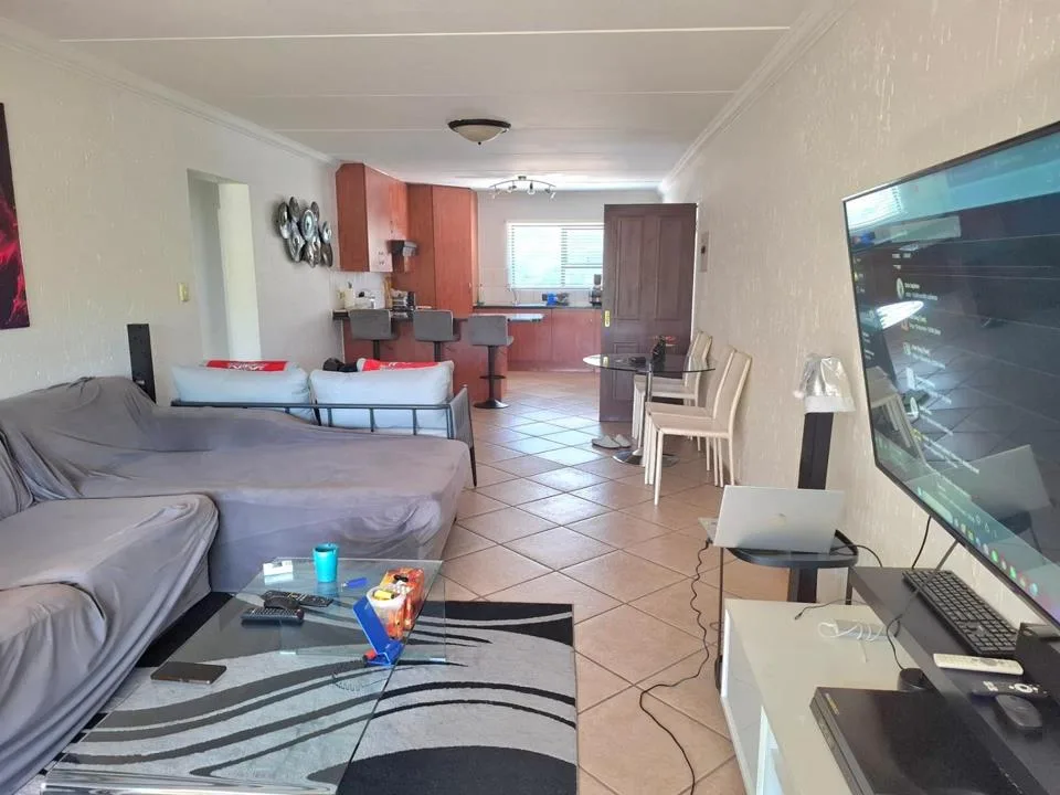 2 Bedroom Apartment / flat for sale in Sunninghill