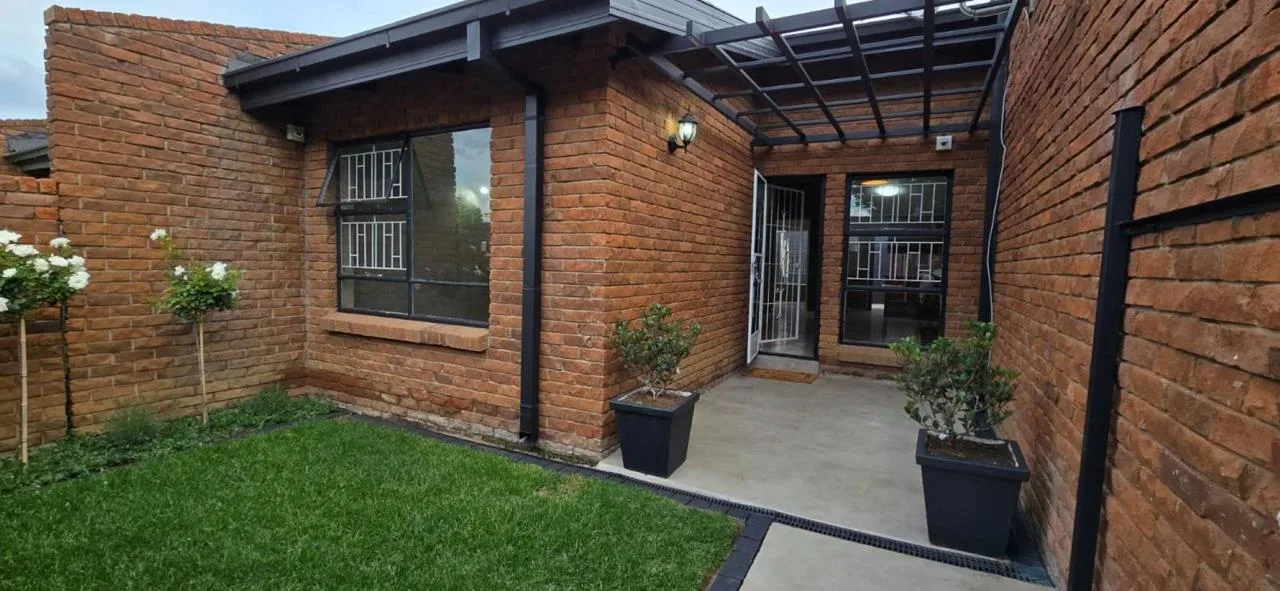 2 Bedroom Townhouse for sale in Bethlehem Central