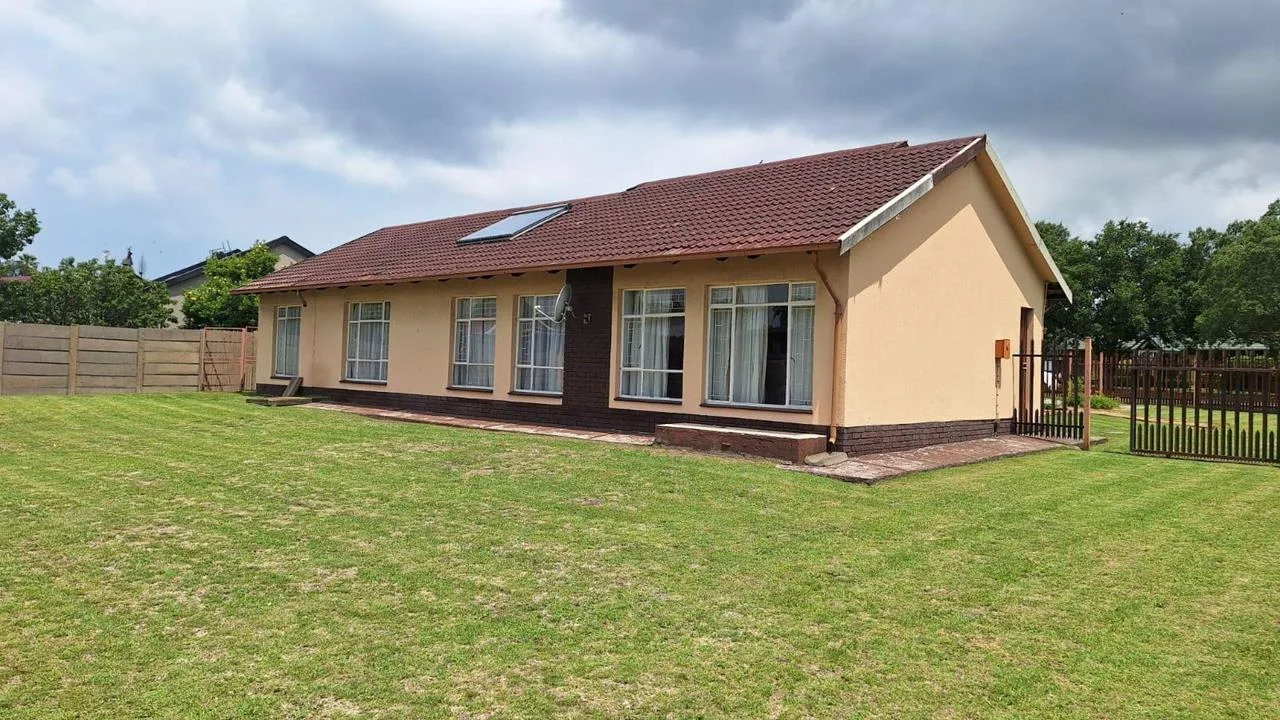 4 Bedroom House for sale in Secunda