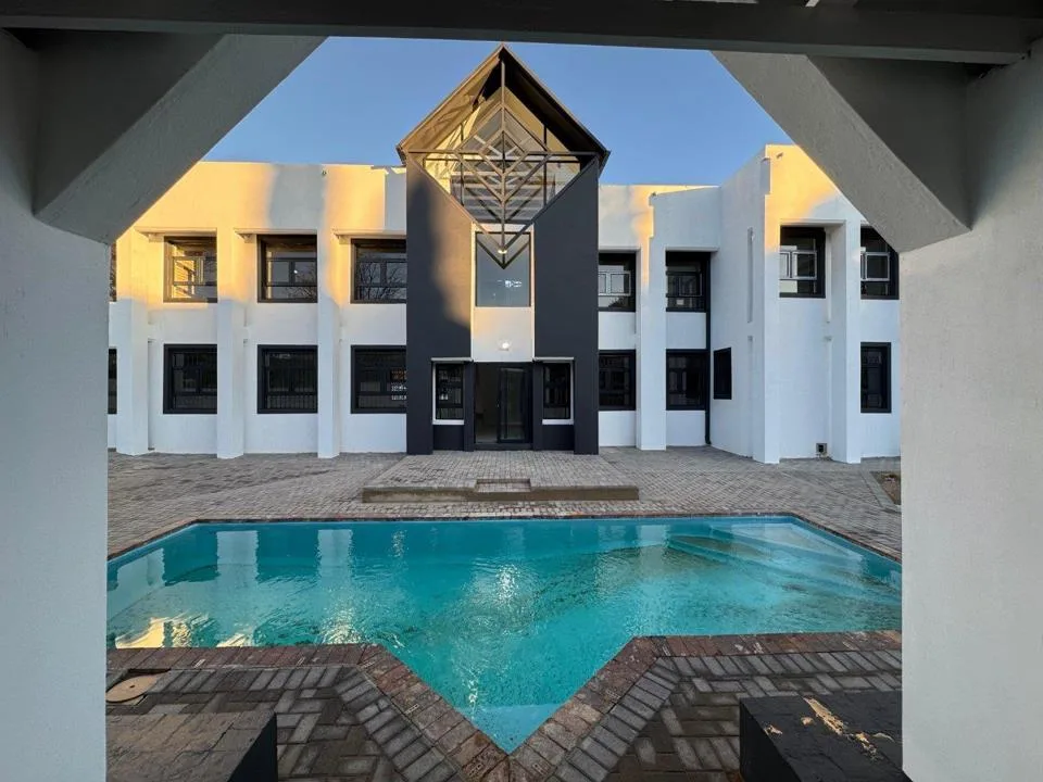 5 Bedroom House to rent in Van Der Hoff Park