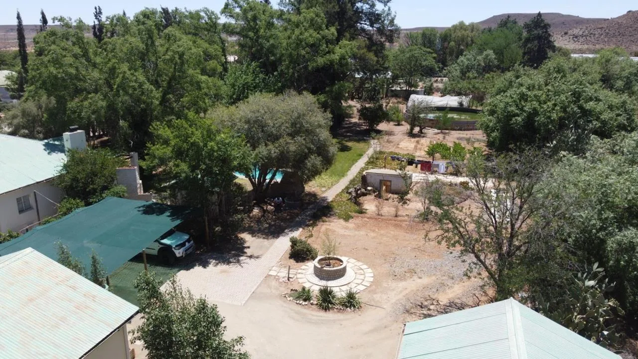 6 Bedroom House for sale in Carnarvon