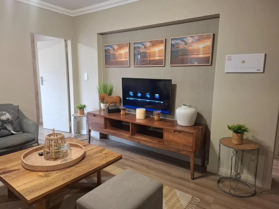 3 Bedroom Apartment / flat for sale in Montana