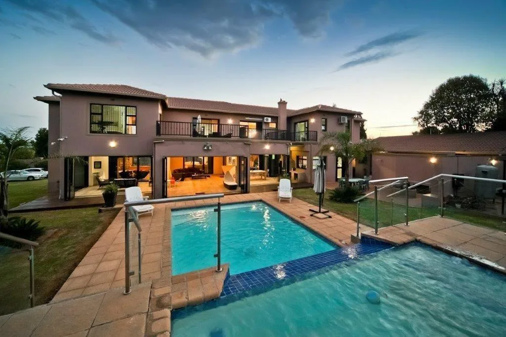 5 Bedroom House for sale in Observatory