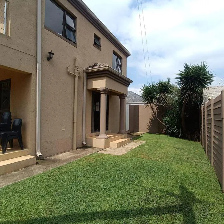 3 Bedroom Townhouse to rent in Linden